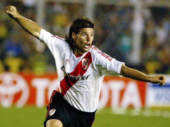 Cavenaghi with River Plate