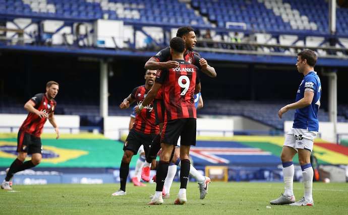 Josh King celebrates scoring vs Everton