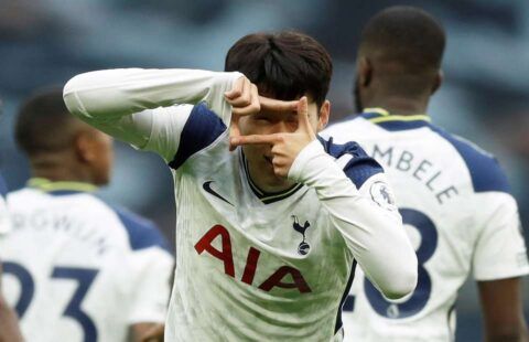 Heung-min Son does square celebration