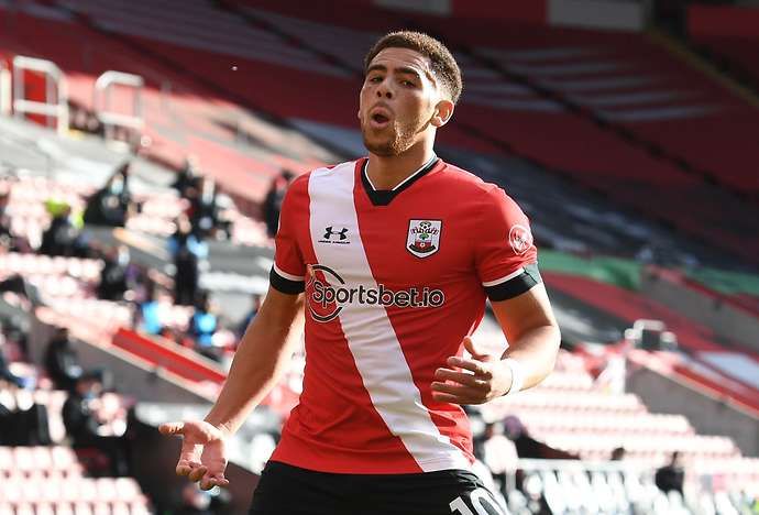 Che Adams in action for Southampton