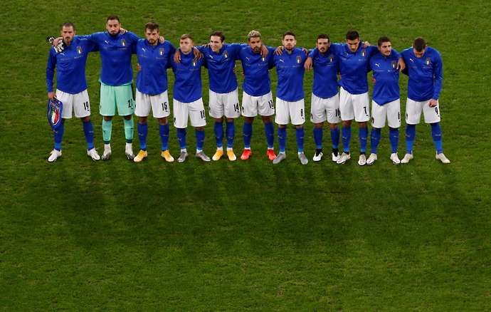 Italy players