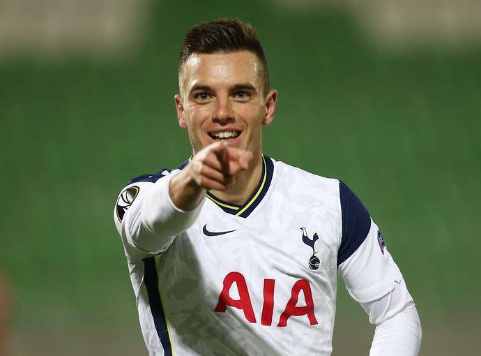 Giovani Lo Celso in action for Spurs