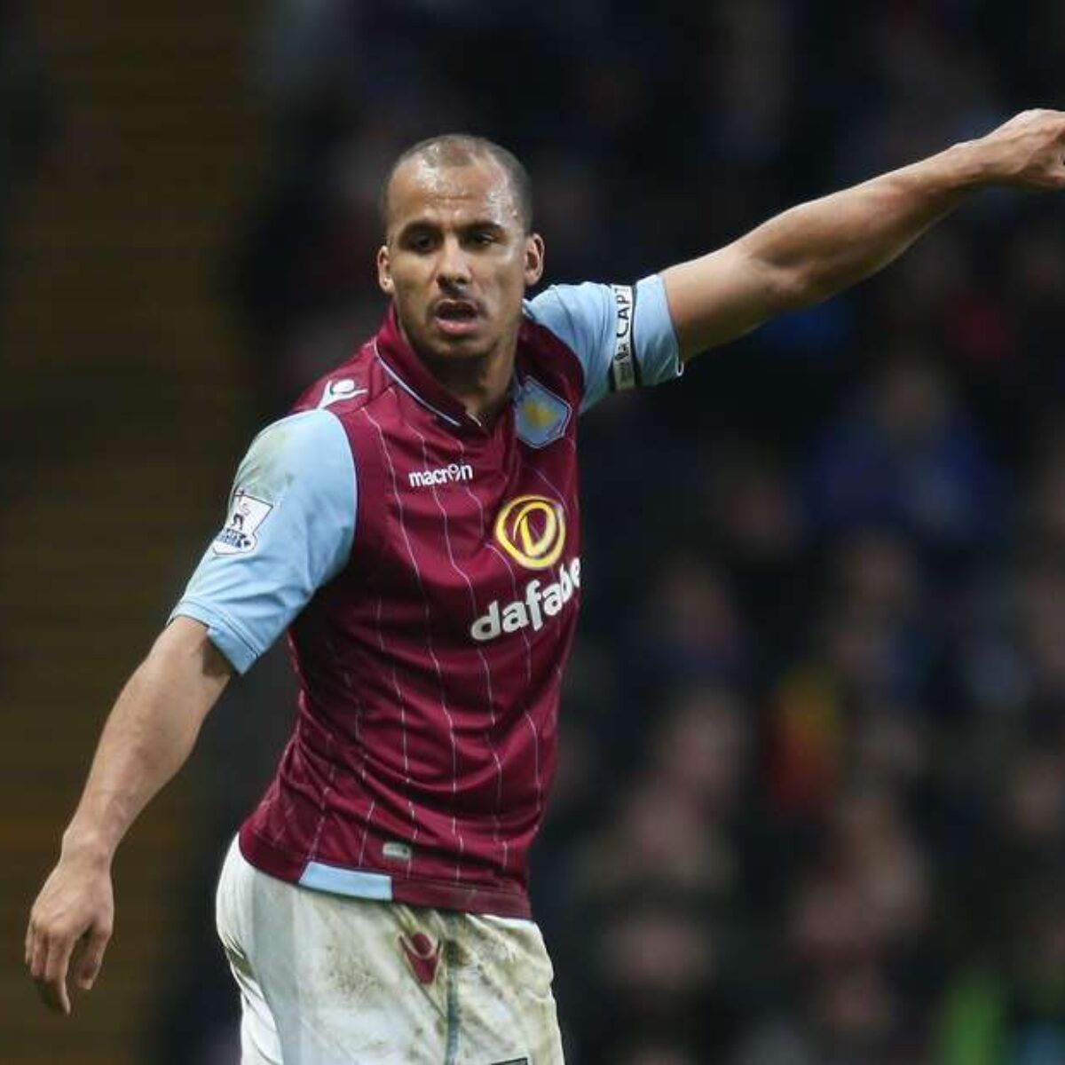 Gabriel Agbonlahor 'falling over' photo from Aston Villa v Liverpool in  2014 finally released | GiveMeSport