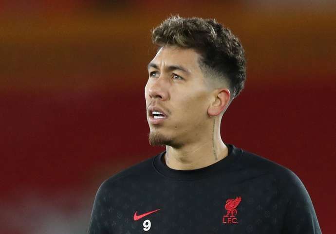 Firmino warms up