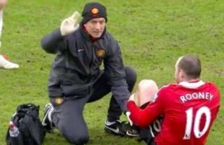 Wayne Rooney played on vs West Brom - despite being injured!