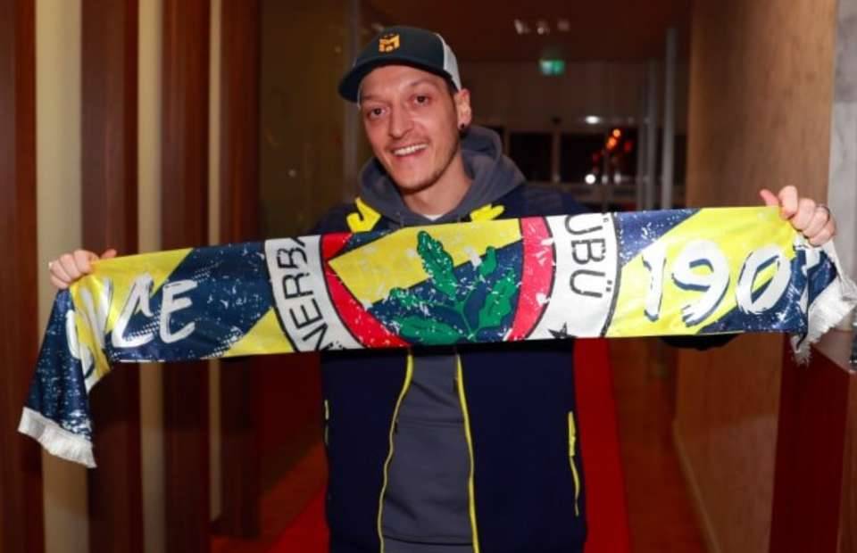 Mesut Ozil is close to joining Fenerbahce