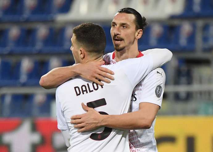 AC Milan's Diogo Dalot and Zlatan Ibrahimovic