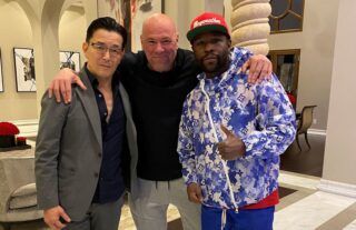 Dana White teases fans after cryptic post with Floyd Mayweather