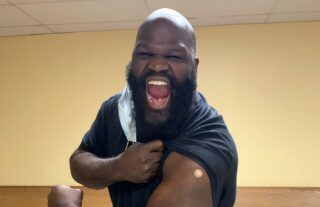 WWE Hall of Famer Henry has dropped 80lbs for his return