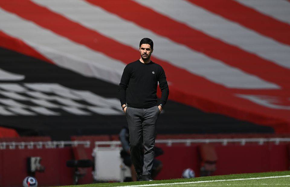 Mikel Arteta watches on as Arsenal draw with Fulham at the Emirates