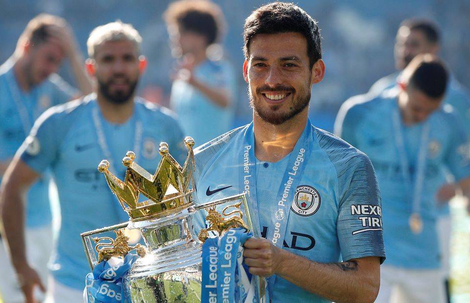 David Silva wins the Premier League title with Manchester City