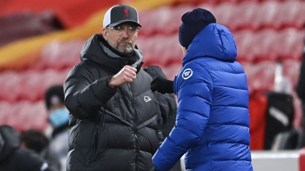 Liverpool and Chelsea managers Thomas Tuchel and Jurgen Klopp shake hands