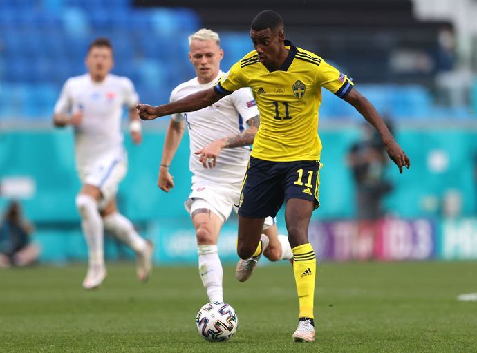 Alexander Isak in action for Sweden vs Slovakia