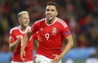 Hal Robson-Kanu scores for Wales