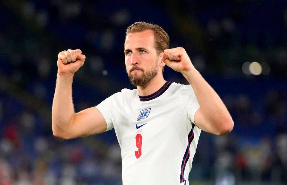 Harry Kane celebrates after England beat Ukraine at Euro 2020