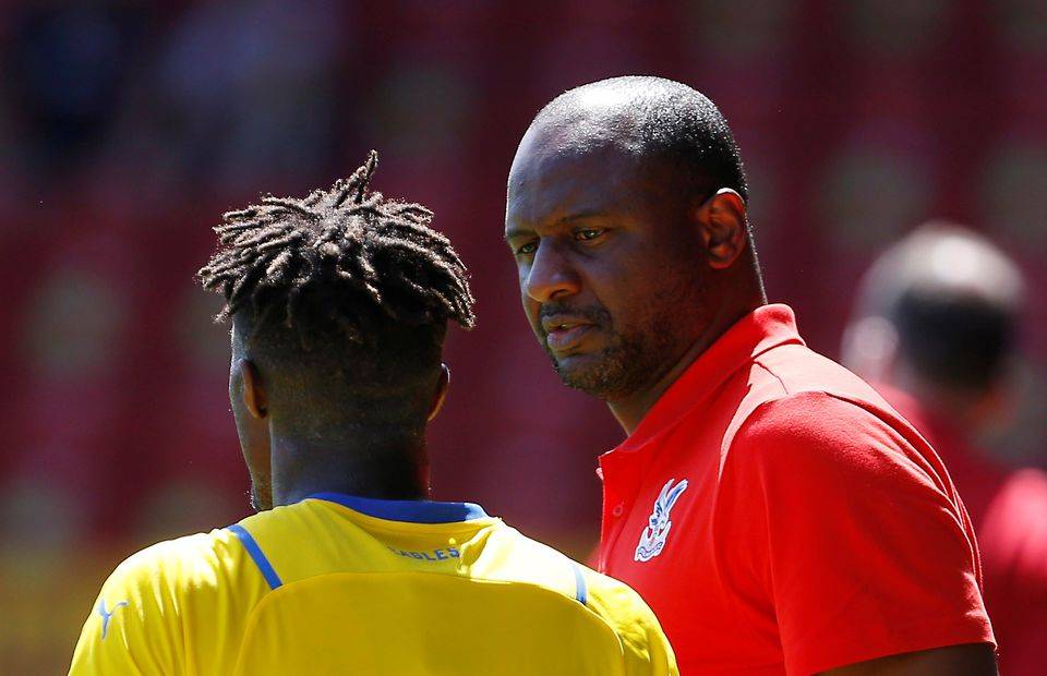 New Crystal Palace manager Patrick Vieira talking to one of his players