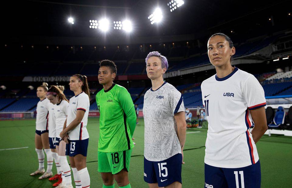 The United States women's football team have received support from their male counterparts in their equal pay lawsuit