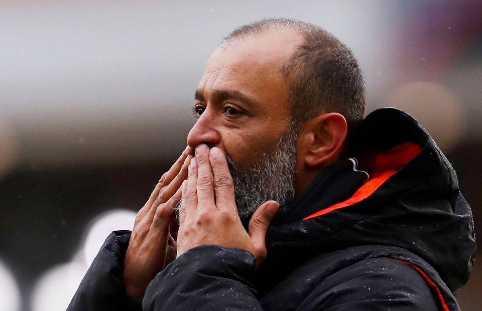 Nuno on the sidelines amid speculation over a Spurs move for Adama Traore