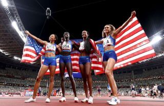 USA winning 4x400m relay gold at Tokyo 2020