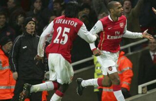 Thierry Henry celebrates for Arsenal vs Man United in 2007
