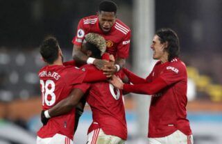 Fred, Pogba, Fernandes and Cavani in action for Man United