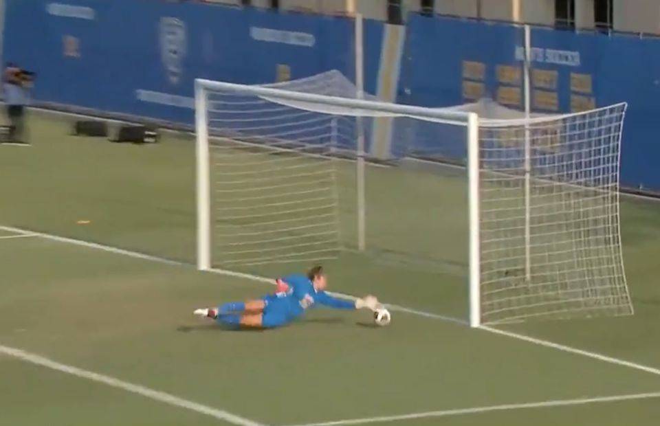 Hannah Mitchell, goalkeeper for the UCLA women’s football team, made an incredible save during the team’s season-opening match