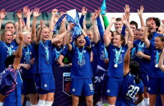 Chelsea Women lifting WSL trophy