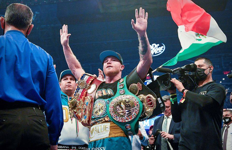 Canelo with the Super-Middleweight titles
