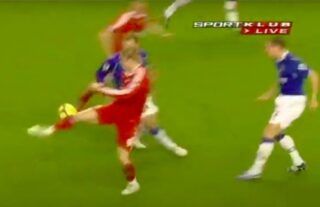 A truly iconic assist from Fernando Torres!
