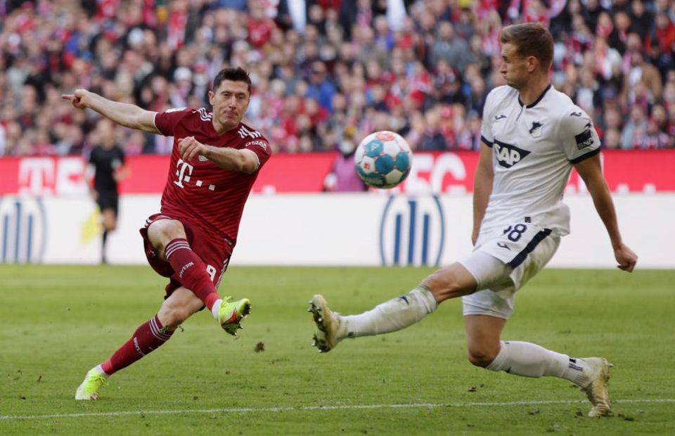 Robert Lewandowski scored a beauty for Bayern vs Hoffenheim