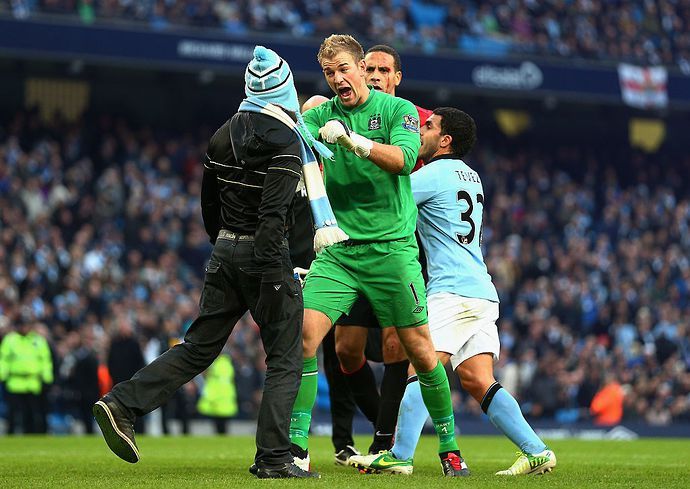 Hart stops the fan confronting Ferdinand