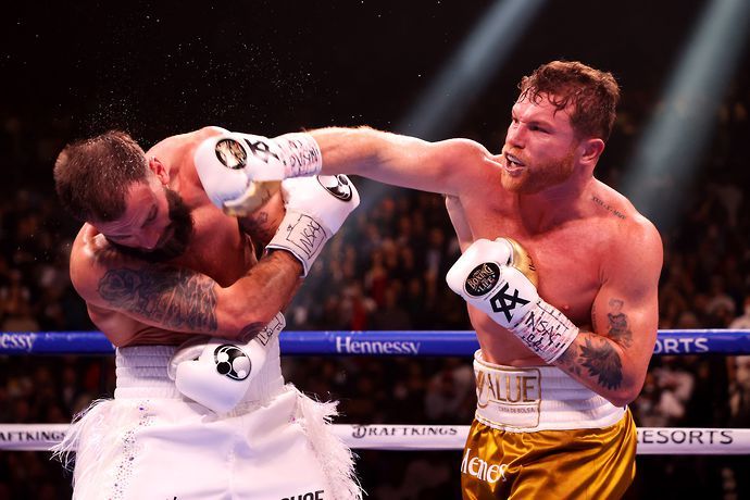 Canelo Alvarez brutally knocked out Caleb Plant in the eleventh round