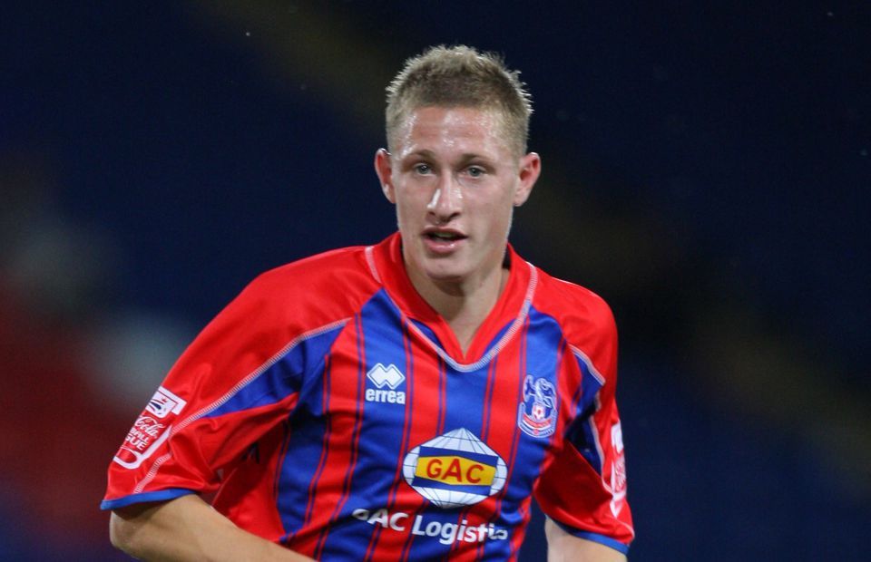 Jeff Hughes in action for Crystal Palace.jpg