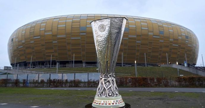Europa League 2021/22 Trophy