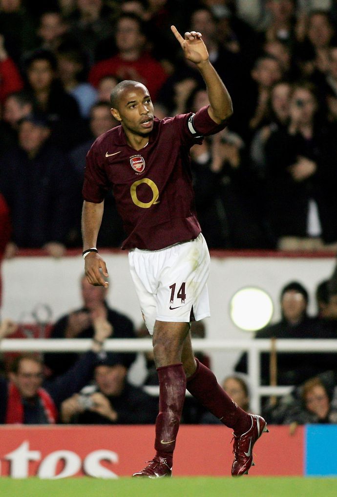 Theirry Henry playing for Arsenal in 2005
