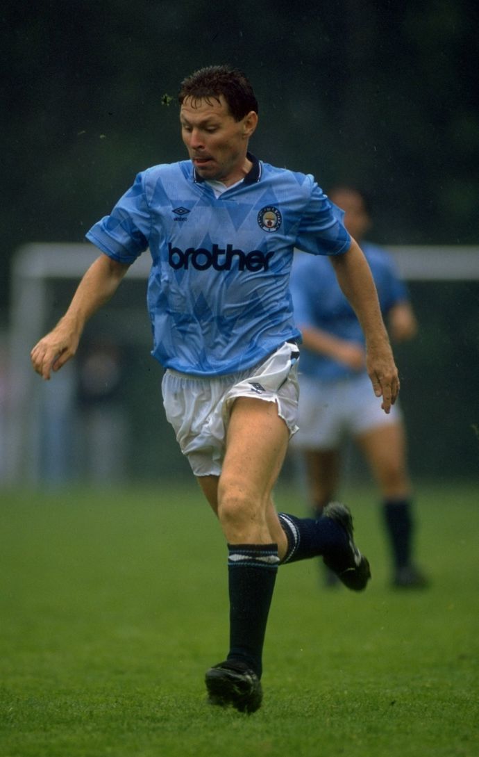 Clive Allen in action for Manchester City