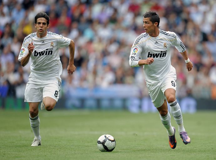 Ronaldo playing with Kaka.