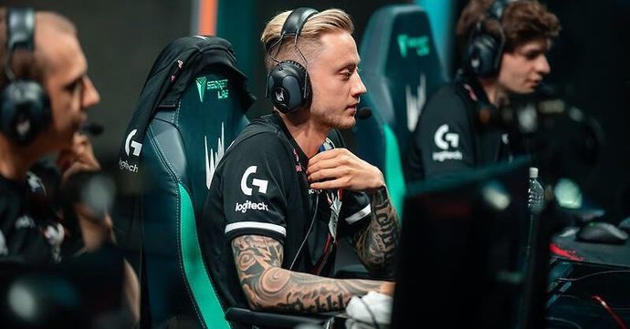 Rekkles playing League of Legends