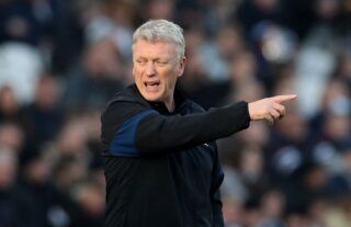 West Ham boss David Moyes pointing into the distance