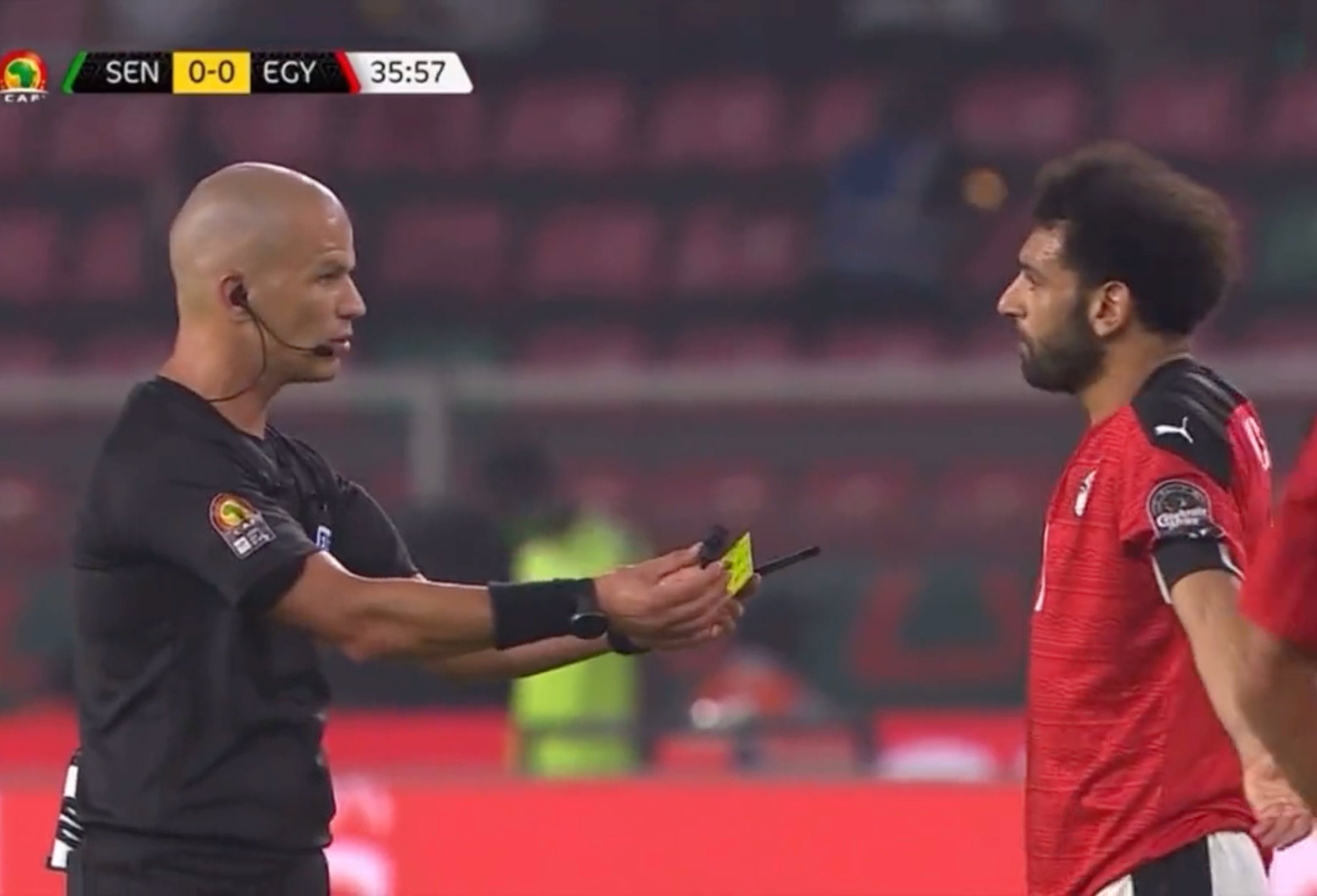 Referee's reaction when Mohamed Salah complained about decision in AFCON final was brilliant