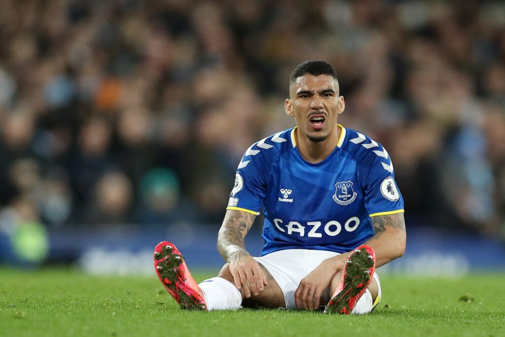 Allan of Everton reacts during the Premier League match between Everton and Manchester City at Goodison Park