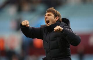 Tottenham Hotspur manager Antonio Conte celebrates