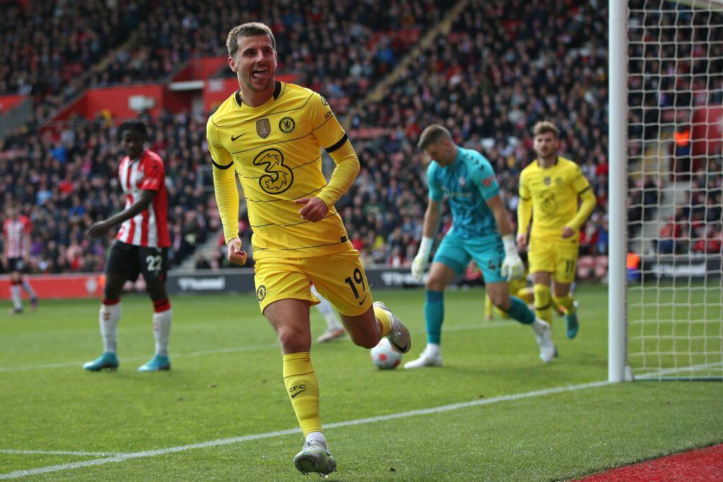 Mason Mount of Chelsea celebrates after scoring their side's sixth goal during the Premier League match between Southampton and Chelsea at St Mary's Stadium on April 09, 2022