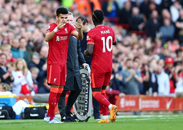 Liverpool's Diaz and Mane.