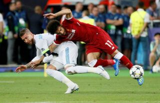 Ramos injures Salah.