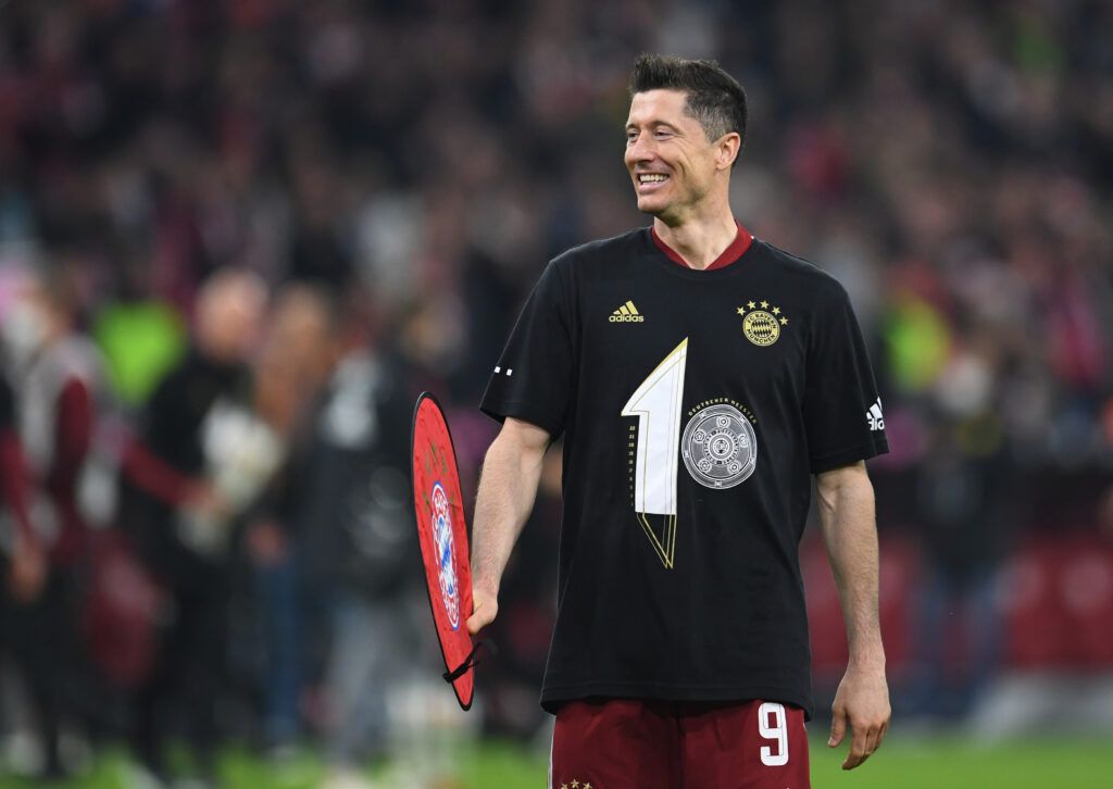 Lionel Messi has responded to Robert Lewandowski's comments about the Ballon d'Or