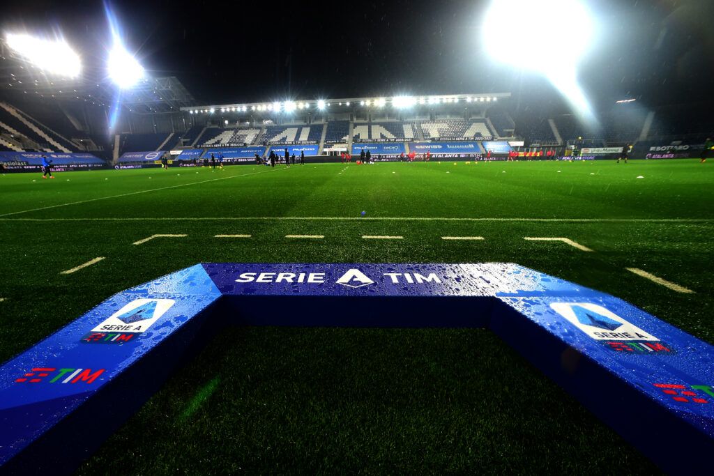 The arch with the logo of serie A is displayed  prior the Serie A match between Atalanta BC and AS Roma at Gewiss Stadium on December 20, 2020 in Bergamo, Italy