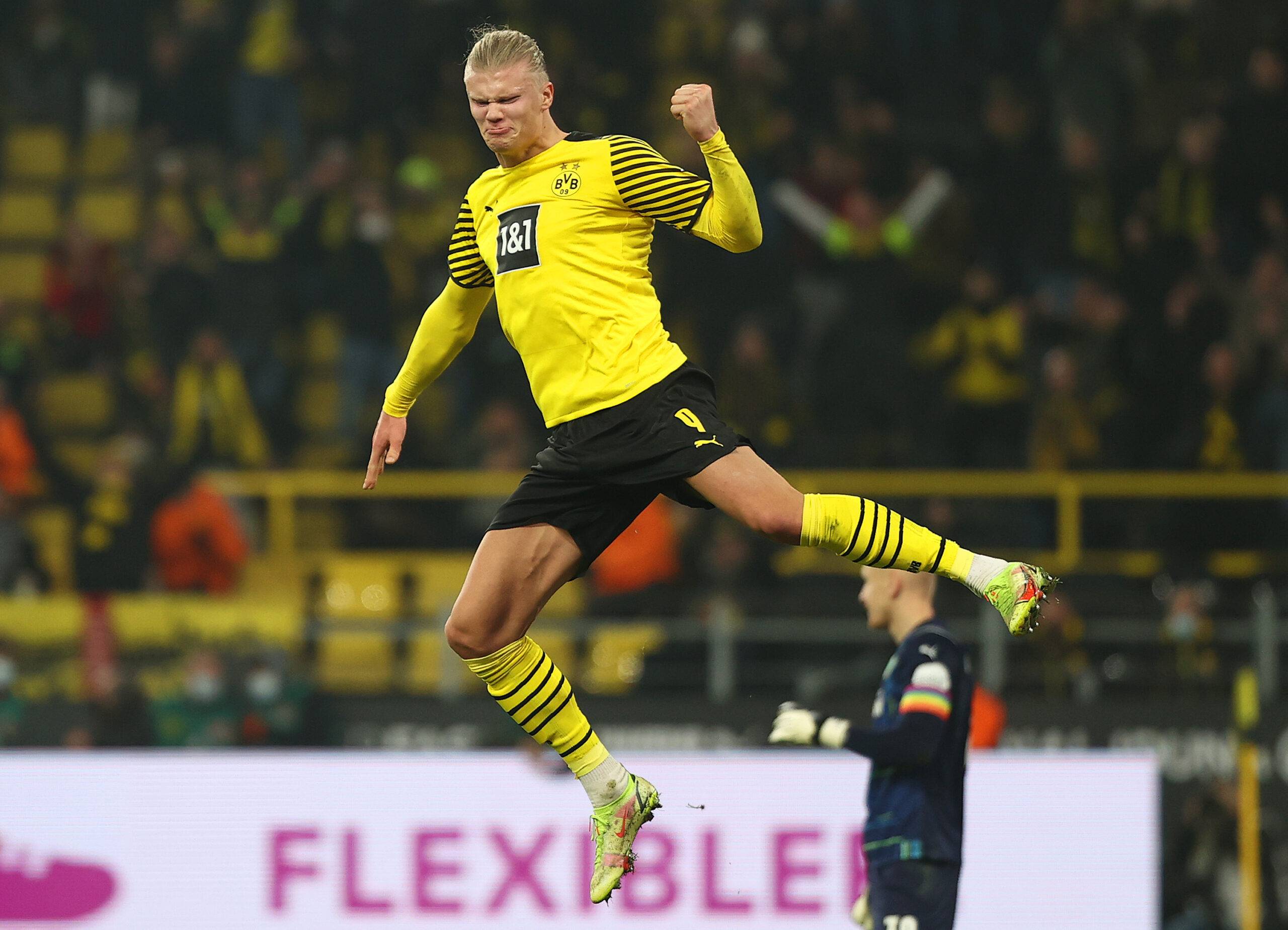 Erling Haaland Borussia Dortmund celebrating
