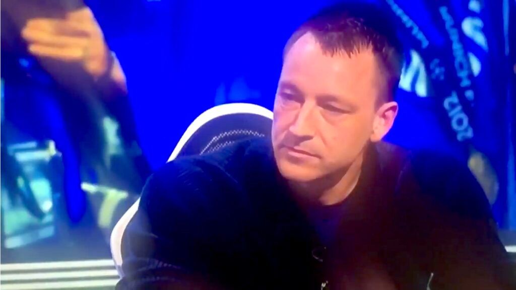 John Terry listens to Frank Lampard