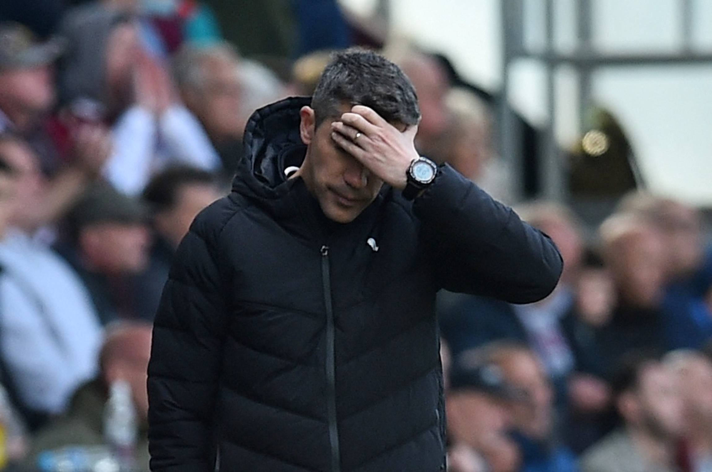 Wolves boss Bruno Lage looking deflated